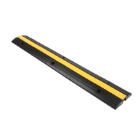 Protector de Cables de Goma Amarillo+Negro, Alta Capacidad de Carga, Reductor de Velocidad Portátil Fijo para Exteriores, 10-15 mph, Concreto