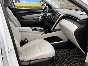 <span class=keywords><strong>Tucson</strong></span> L <span class=keywords><strong>2022</strong></span>, 2.0L Híbrido Premium, SUV Compacto de 5 Plazas, Usado, para Exportación - Product Image 5