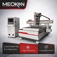 Routeur CNC Jinan Meokon 1325 avec changeur d'outils automatique, système de contrôle Syntec/LNC pour la découpe, la gravure et le fraisage du bois