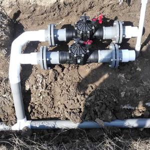 Válvula solenoide de riego agrícola 24V DC 12V DC de plástico con cierre lento para suministro y drenaje de agua en granjas - Product Image 3