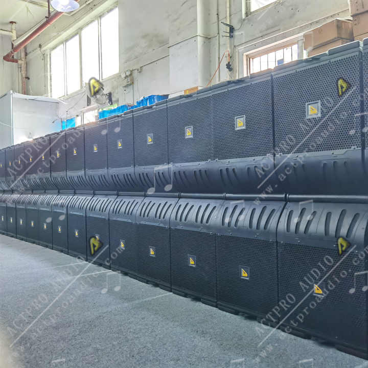 Ground Stack Line Array - VTXV25 Double 15 Inch Speakers