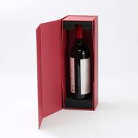 Boîtes rigides imperméables de luxe personnalisées, sacs en papier, fermeture magnétique, doublure en éponge, lamination brillante, poignée, logo personnalisé, vodka