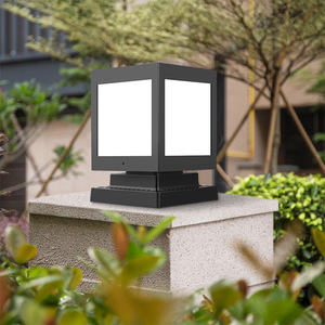 Lámpara Solar de Poste para Exteriores Xinyao, Lámpara Cuadrada Impermeable para Jardín, Puerta, Villa - Product Image 1