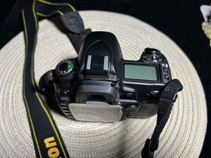 Cámara para Principiantes NUEVA Nikon <span class=keywords><strong>D80</strong></span> 10.2MP APS-C CMOS Cámara Réflex Digital de Lente Única Económica con Tarjeta SD - Product Image 4
