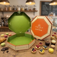 Boîte à pizza en carton ondulé 3 plis recyclable avec gaufrage et pelliculage mat, base renforcée pour les cafés