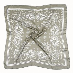 Impresión Personalizada en Pañuelos de Seda: Imágenes Nítidas y Detalladas para los Mercados de Moda Moderna y Regalos - Product Image 1