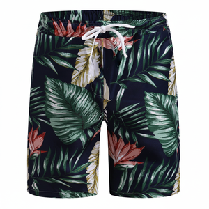 Pantalones cortos de malla para gimnasio de doble capa de poliéster 100% para hombre - Product Image 1