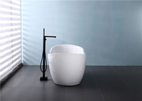 CUPC Usine le meilleur prix et la meilleure qualité Hôtel debout acrylique baignoire surface solide autoportante blanc baignoire