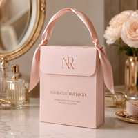 Sac cadeau en papier écologique personnalisé de luxe avec logo, poignée en ruban de soie, impression dorée pour cosmétiques, bijoux, mariage