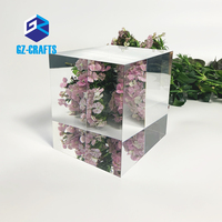 Bloc de présentation transparent en acrylique épais personnalisé de 100 mm avec gravure de logo de marque pour présentoirs de comptoir modernes