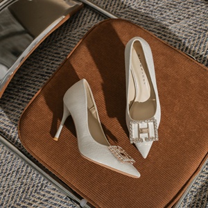 Sandalias elegantes de tacón alto con punta cuadrada y cubierta de cuero genuino, zapatos de tacón alto grueso, cómodos y antideslizantes. - Product Image 4