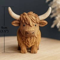 Statue en bois de vache des Highlands sculptée à la main - Décoration minimaliste de bureau et d'étagère, cadeau artisanal unique, sculpture d'animal de ferme mignonne