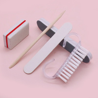 Juego de 5 Herramientas para Decoración de Uñas: Cepillo de Limpieza, Palito de Naranjo, Empujador de Cutículas, Esponja Pulidora, Tira de Pulido de Plástico PP Básico Personalizable