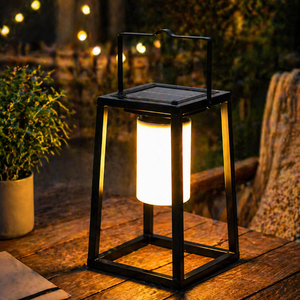 Lanterne solaire d'extérieur portable, LED ultra-lumineuse, lampe de chevet, étanche IP44, idéale pour patio, cheminée et jardin - Product Image 3