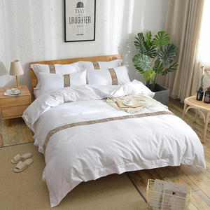 Vải cao cấp, thoải mái, mềm mại và bền bốn mảnh gia đình và khách sạn <span class=keywords><strong>bedding</strong></span> <span class=keywords><strong>Set</strong></span> - Product Image 1