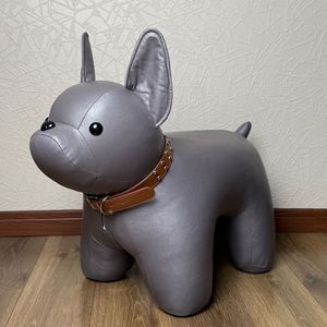 Wholesale Modern Luxury Handmade PU Leather Cute Animal Boutique Display Bulldog Stool
