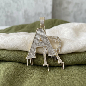 Pendentif personnalisé en argent 925 avec lettres AR en moissanite et diamants, style hip-hop de luxe pour événements, sans chaîne - Product Image 2