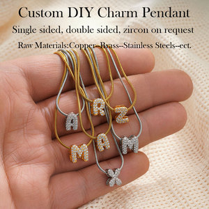 Colgantes Modernos Personalizados de Fabricantes, Letra A-Z, Oro de 18K, Microincrustaciones de Circonita, Cadena de Clavícula de Acero Inoxidable, Colgante de Moda - Product Image 2
