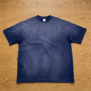Camiseta de Manga Corta para Hombre, Cuello Redondo, Color Azul Marino Sólido, 100% Algodón, Corte Regular, Diseño Liso de Punto Jersey - Product Image 3