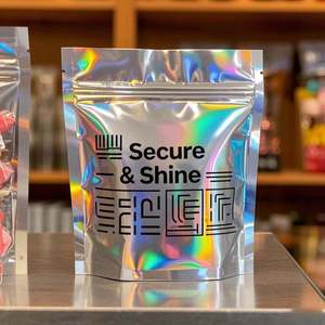 Pochette debout zip-lock holographique personnalisée Joint étanche à l'humidité pour les bonbons Chewing-gum Sushi Stockage des aliments pour animaux de compagnie - Product Image 5