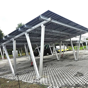 Pérgola de aparcamiento de aluminio resistente al agua con estructura solar personalizada de 15KW y 20KW para base de pradera de tierra - Product Image 4
