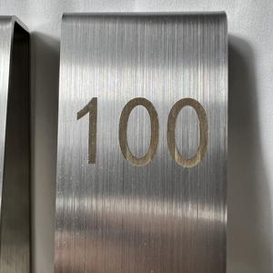 ป้ายทะเบียนสเตนเลสสตีลสำหรับร้านอาหารตะวันตกโรงแรมร้านอาหารแบบทนทานออกแบบได้ตามต้องการ - Product Image 3