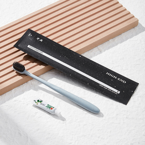 Fournitures hôtelières : Brosse à dents jetable, shampoing, lotion corporelle, chaussons, ensemble d'accessoires hôteliers pour hôpitaux, maisons, hôtels, voyages et spas - Product Image 1