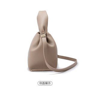 Bolsos cruzados de diseño de moda, bolsos de hombro de cuero PU de alta calidad, bolsos de mano casuales de lujo para mujer - Product Image 4