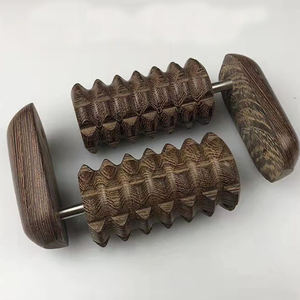 Alivio del estrés Palma Acupoint Meridian Rodillo de masaje de manos Herramientas Dedo Palma Masajeador de madera Masajeador de rodillo de madera de mano - Product Image 3