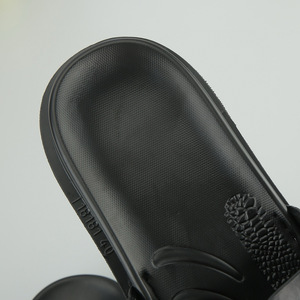 100% รองเท้าแตะผู้ชายหนังจระเข้นำเข้ารองเท้าหนังแท้ - Product Image 4