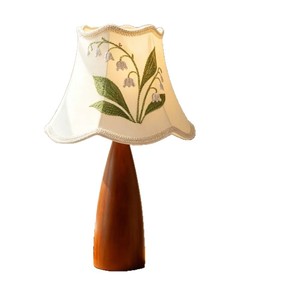 Lámpara de mesa de tela estilo vintage Lily Of The Valley, base de madera maciza, fuente de luz LED E27, dormitorio, sala de estar, estudio - Product Image 5