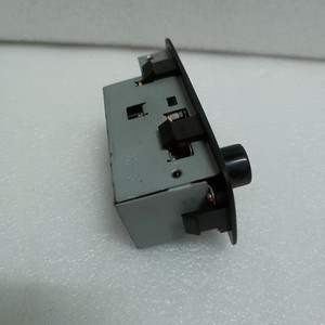 Commutateur de télécommande radio pour excavatrice Hyundai 21N8-21050 pour les modèles 215-7 225-7 305-7 455-7 - Product Image 2