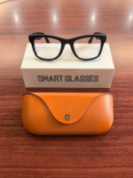 Lunettes Intelligentes MT5 ULTRA AI Double Caméra 1200P Étui de Recharge Étanche IPX-5 WiFi6 Appel Bluetooth Traduction en Temps Réel Commande Vocale