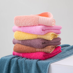 Toalla Facial de Fibra de Bambú Kim Ryan 34x74cm, Antibacterial, Suave, Absorbente y Desechable para Adultos - Product Image 2