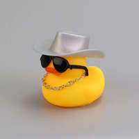 Jouets de jeu de rôle populaires de haute qualité : mini canards en caoutchouc, canards jeep, canard cowboy amusant pour enfants