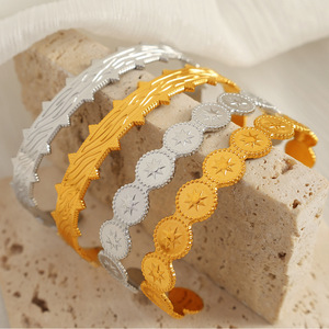 European American <b>Adjustable</b> Open <b>Bracelet</b> For Women Star Leaf Pattern Wavy Irregular Bangle Zinc Alloy Stacking Style Jewelry - Product Image 2