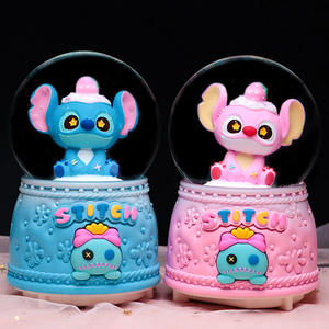 Caja de Música con Bola de Cristal de Estilo Nuevo, Globo de Nieve Luminoso Creativo, Reproducción Automática con Manivela, para Estudiantes y Niños - Product Image 4