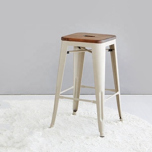 <span class=keywords><strong>Tabouret</strong></span> <span class=keywords><strong>industriel</strong></span> en <span class=keywords><strong>métal</strong></span> à assise basse avec plateau en <span class=keywords><strong>bois</strong></span>, <span class=keywords><strong>tabouret</strong></span> d'appoint <span class=keywords><strong>de</strong></span> style vintage, <span class=keywords><strong>tabouret</strong></span> <span class=keywords><strong>de</strong></span> <span class=keywords><strong>bar</strong></span> - Product Image 3