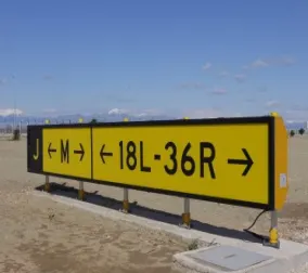 High Quality ICAO/FAA/IEC Compliant <b>LED</b> <b>Illuminated</b> Airfield Guidance <b>Sign</b> Board Conventional Design at Wholesale Price - Product Image 3