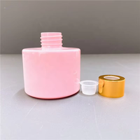 Diffuseur de roseaux ronds vides de 120ml givrés de couleur personnalisée en gros Bouteilles en verre à bouchon à vis d'aromathérapie de luxe