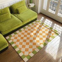 Tapis écologique imperméable antidérapant en polypropylène 100% avec envers en latex, à poils moyens et épaisseur moyenne, pour chambre et salon