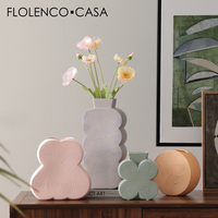 Nordique Art déco Vase en céramique rose vert irrégulier texturé rayure décor à la maison poterie Vase à fleurs