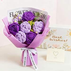 Regali Personalizzati in Offerta: Bouquet Immortale all'Uncinetto, Fiori Artificiali Lavorati a Mano - Product Image 2