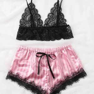Ensemble deux pièces de loungewear noir simulé, style européen et américain, nouveau, tendance et confortable, avec bordure en dentelle, vente en gros - Product Image 4
