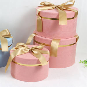 Flanellen Vergulde Ronde Driedelige Set Geschenkdoos Bruiloft Metgezel Geschenkdoos Snoepdoos - Product Image 3