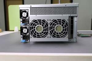 5-Way GPU PCIe 4.0 Expansion <b>Dock</b> Supports Multi-<b>Dock</b> Expansion PEX88096 <b>Switch</b> for AI Computing - Product Image 4