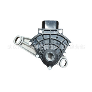 สวิตช์เปลี่ยนเกียร์ Peugeot Citroen S30 รุ่น 3581003 84540-46010 อะไหล่รถยนต์แบบกลไก - Product Image 1
