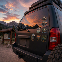 Autocollant personnalisé découpé à la forme pour l'aventure, la randonnée et les voyages en plein air, en vinyle Yingao, imperméable et résistant aux UV, pour fenêtre de camping-car ou de caravane