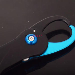 Dispositivo de Control de Peces de Aluminio Aeronáutico Tipo Placa para Dedos, Pinza para Señuelos y Extractor de Anzuelos de Boyuan Fishing Tackle Factory - Product Image 5