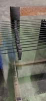 Clip en plastique pour l'emballage de feuilles de verre et protection contre les rayures